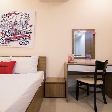 Reddoorz @ Hai Ba Trung Street Ho Si Minh-város Kültér fotó